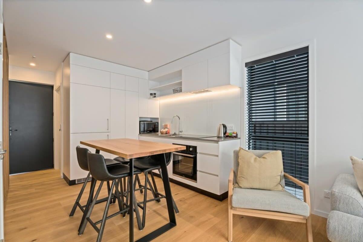 Alps And Lake Retreat Wanaka Albert Town Екстер'єр фото