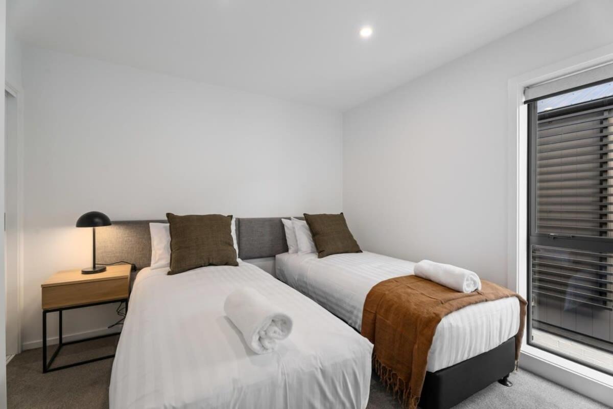 Alps And Lake Retreat Wanaka Albert Town Екстер'єр фото