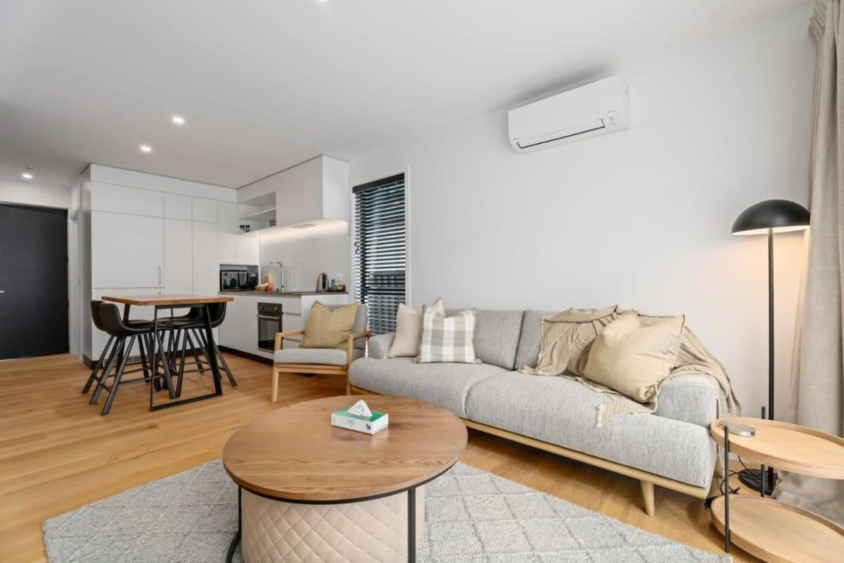 Alps And Lake Retreat Wanaka Albert Town Екстер'єр фото