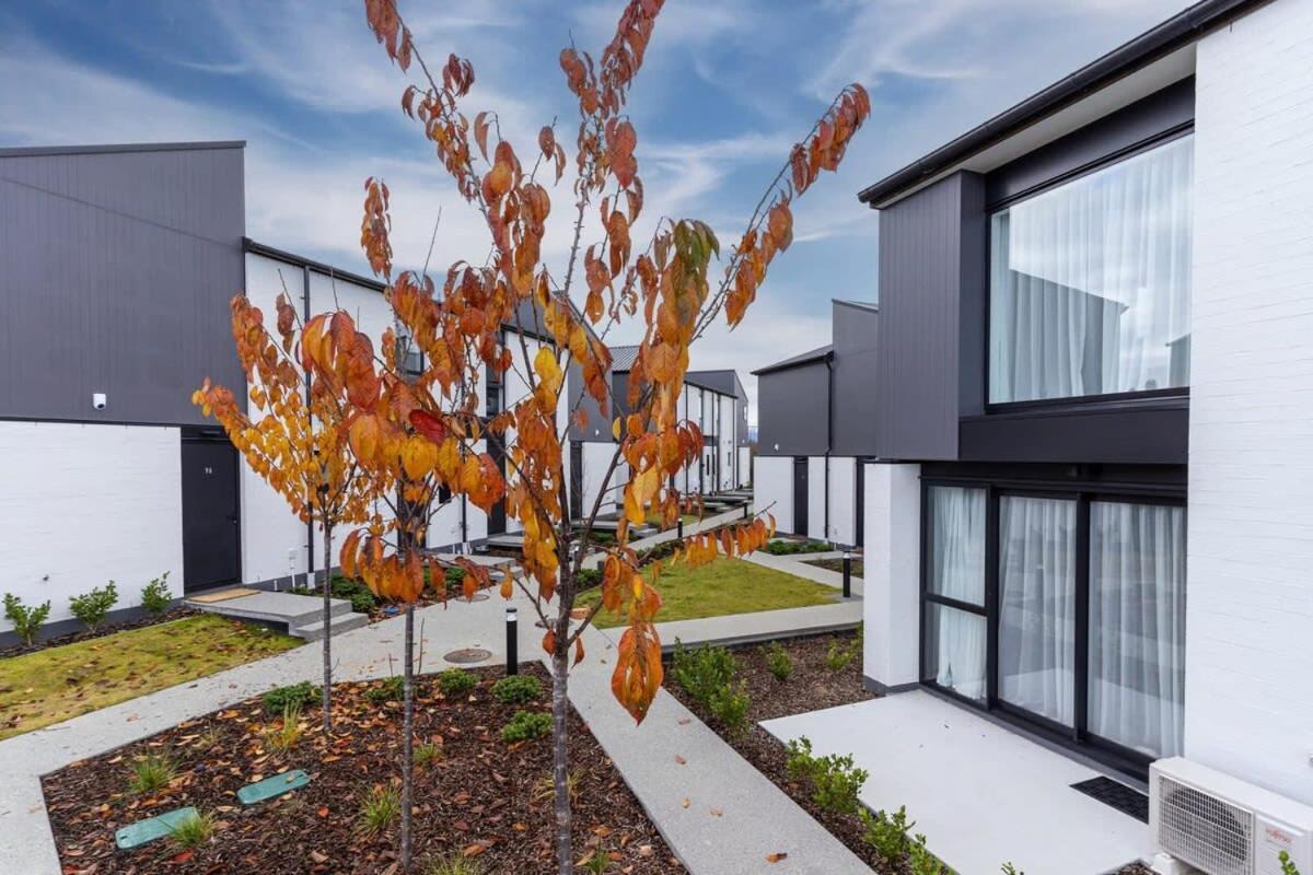Alps And Lake Retreat Wanaka Albert Town Екстер'єр фото